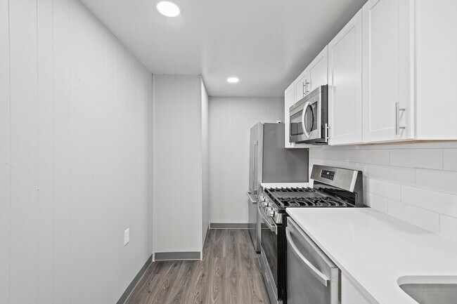 Building Photo - 3900 Howley St