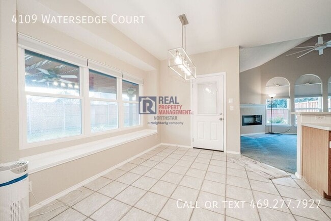 Building Photo - 4109 Watersedge Ct