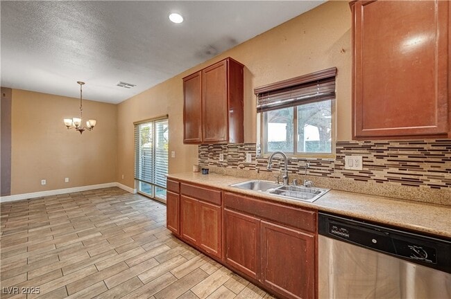 Building Photo - 5674 Diamond Palm Ct