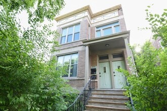 Building Photo - 2738 N Central Park Ave