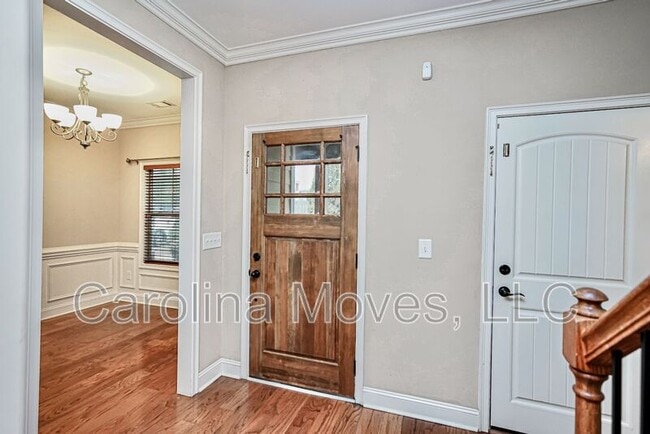 Building Photo - 213 Bell Heather Ln