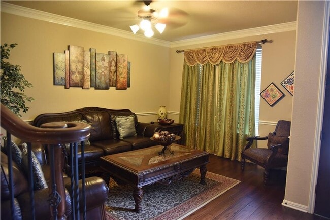 Building Photo - 9500 Lisi Anne Dr