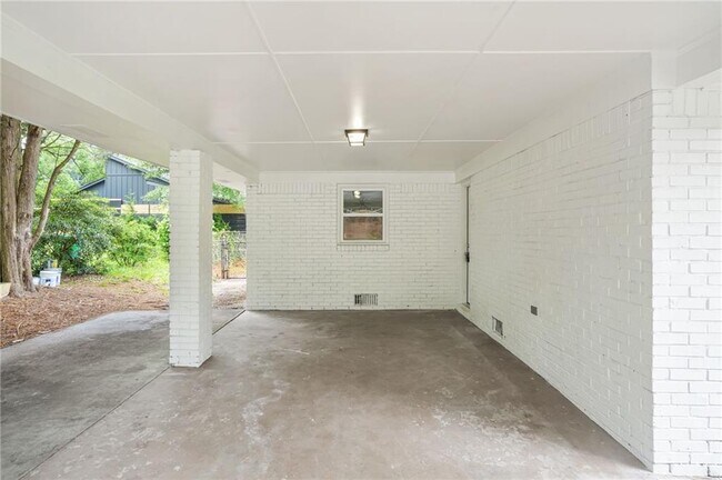 Building Photo - 4188 Fontana Ct