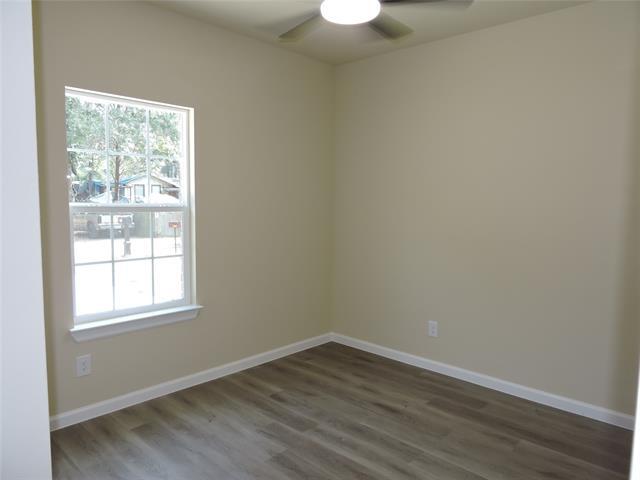 Building Photo - 106 Navajo Dr