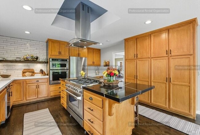 Building Photo - One of a kind home just steps away from Annadel State park