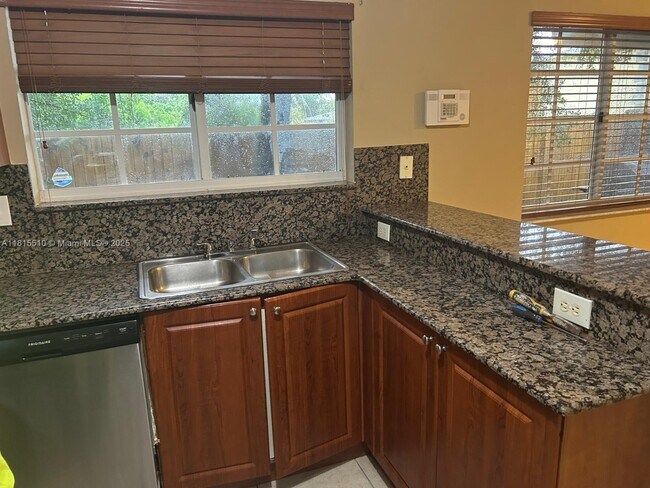 Building Photo - 14070 SW 260th St