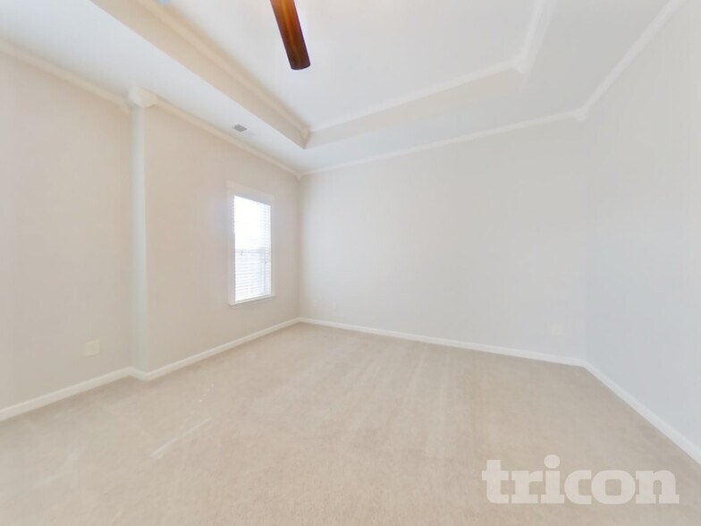 Building Photo - 21 Howard Ave