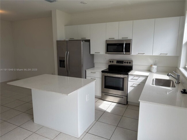 Primary Photo - 12421 NW 23rd Ct