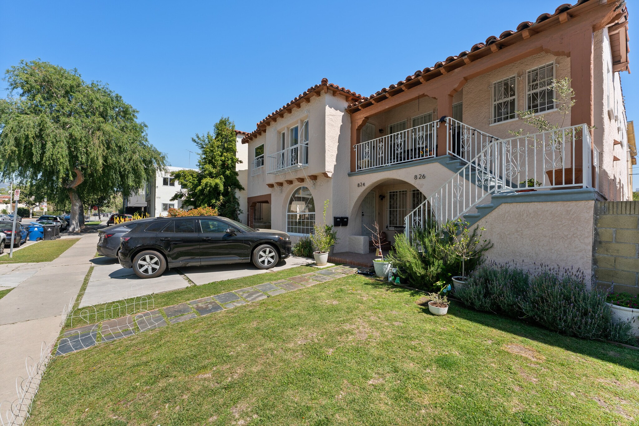 Building Photo - 824 S Holt Ave