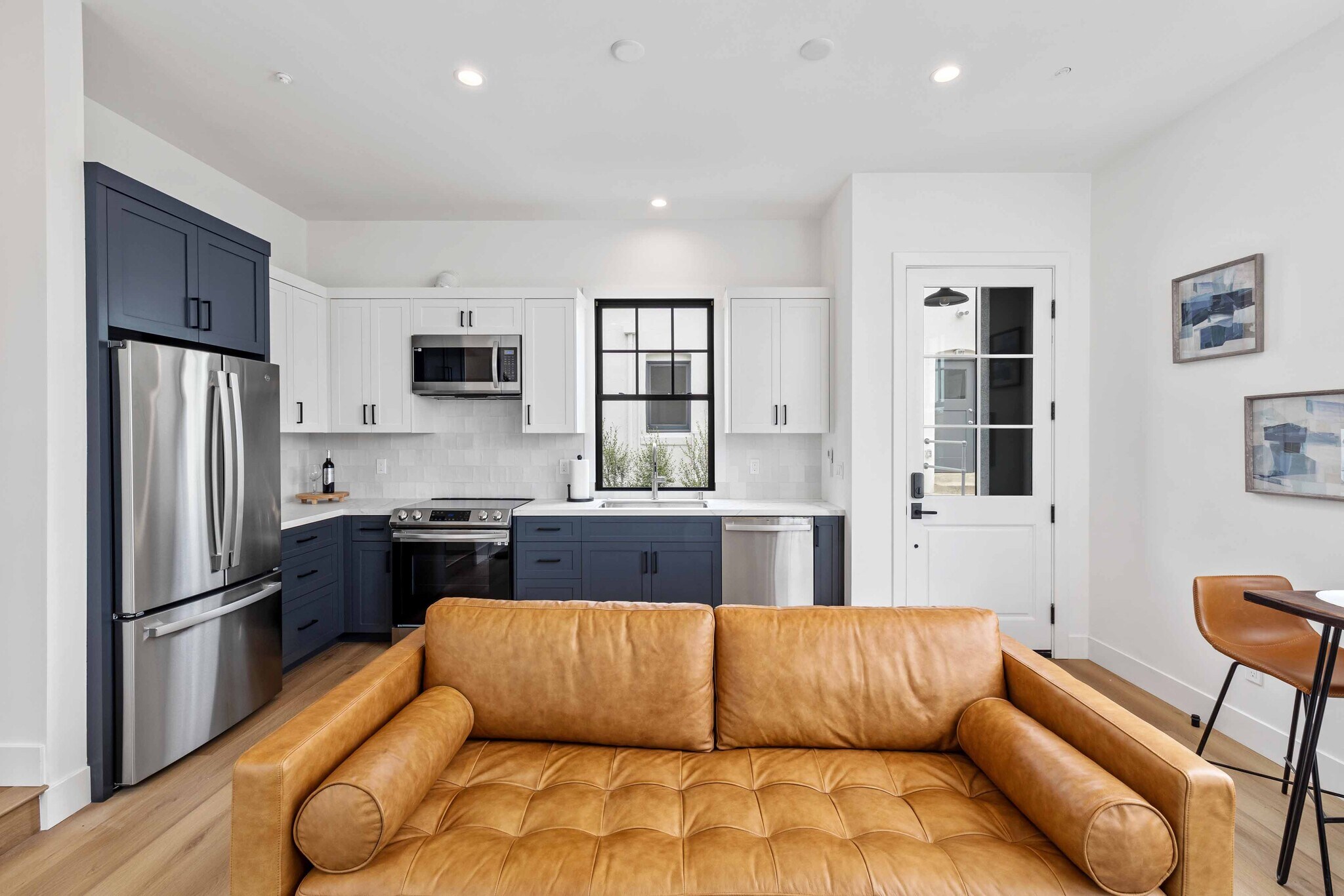 Building Photo - 603 Garnet St