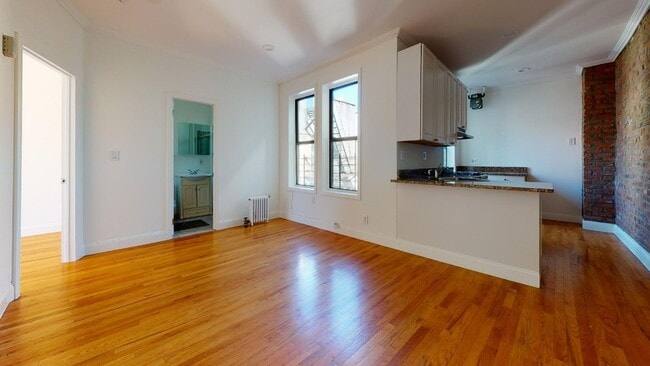 Building Photo - West 150th Street
