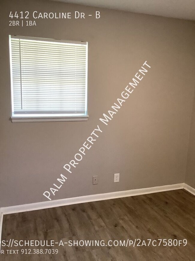 Building Photo - 4412 Caroline Dr