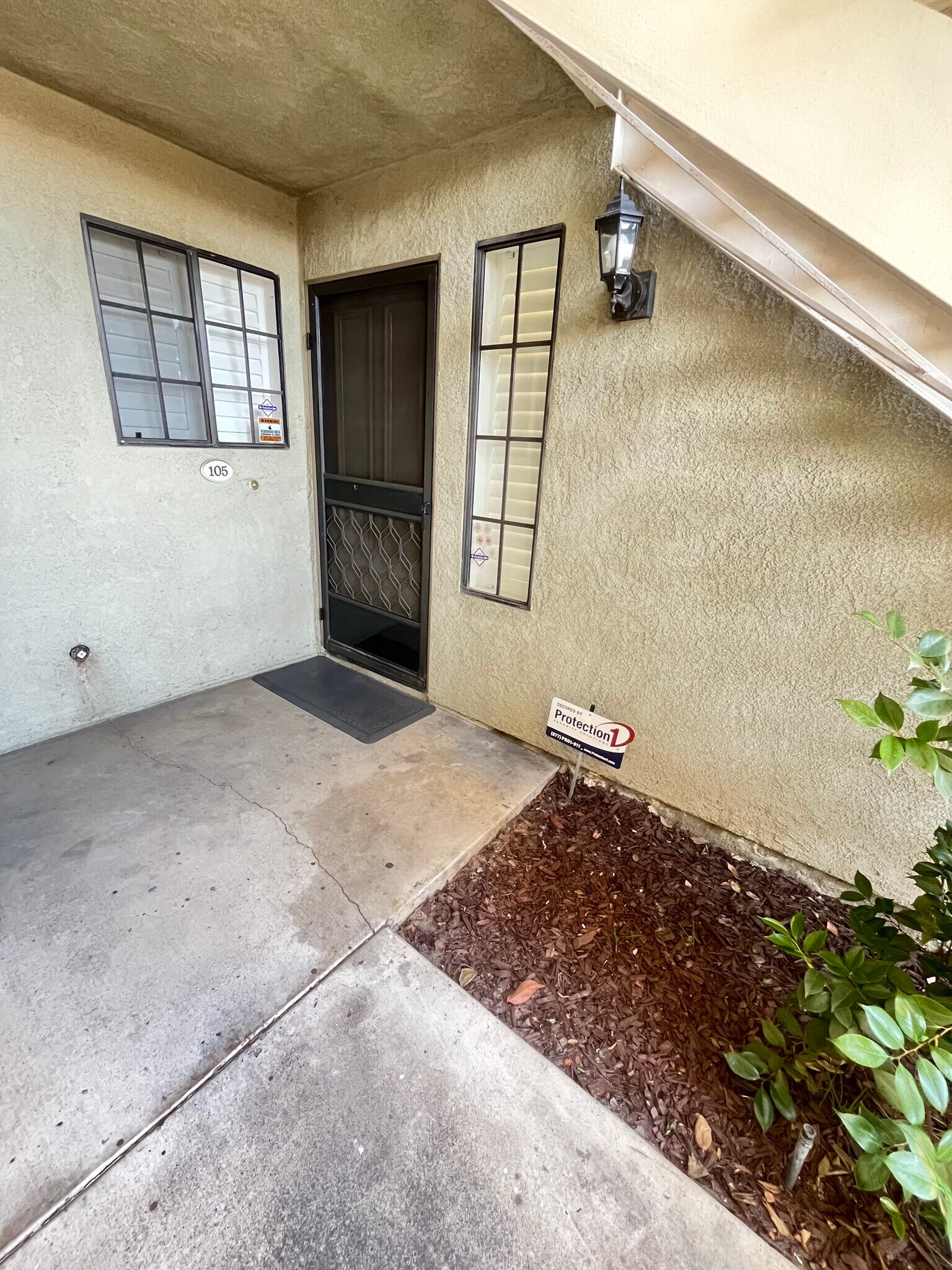 Building Photo - 1161 Packers Cir