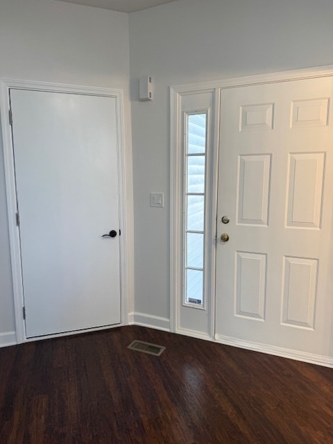 Building Photo - 2122 Fulham Dr