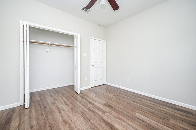 Building Photo - 4632 Galesburg St
