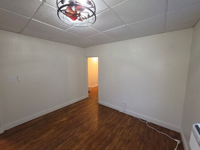 Building Photo - 202 Luella Ct