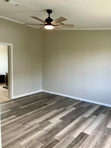 Building Photo - 2203 25th St