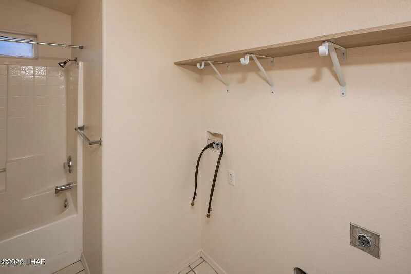 Building Photo - 3188 Desert Dr