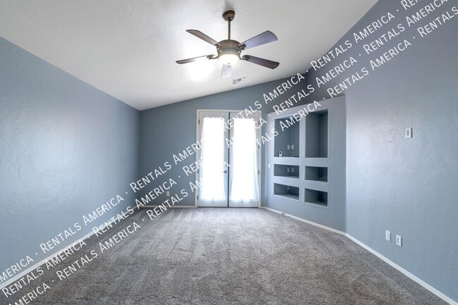 Building Photo - 14024 E Fairway Bluff Ct