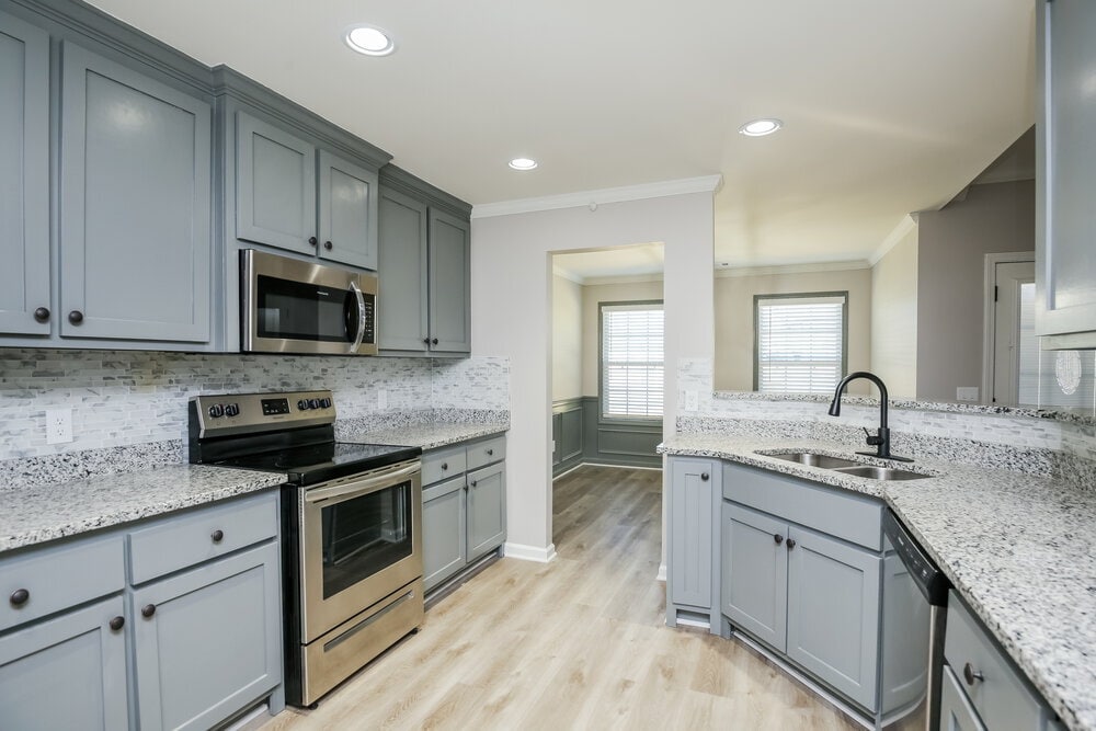 Building Photo - 844 Pinnacle Dr.