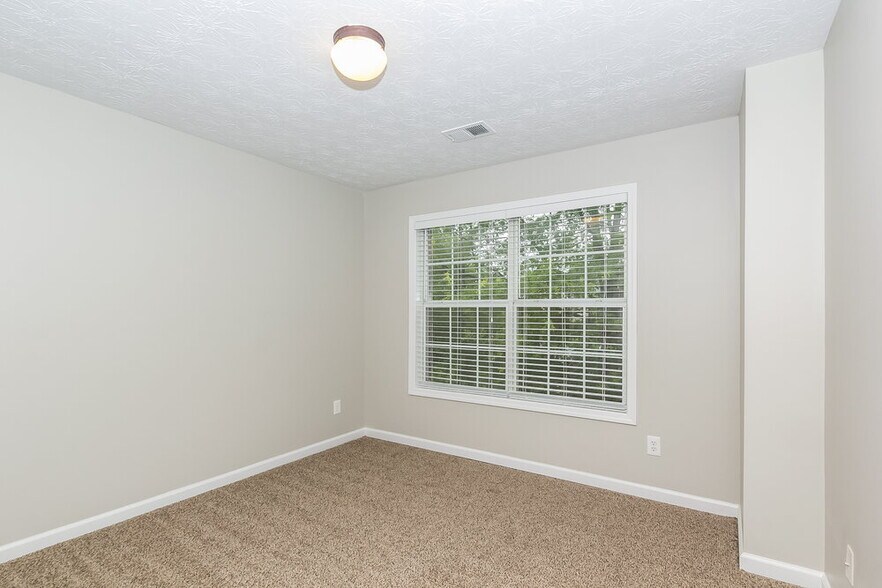 Building Photo - 134 Silver Arrow Cir