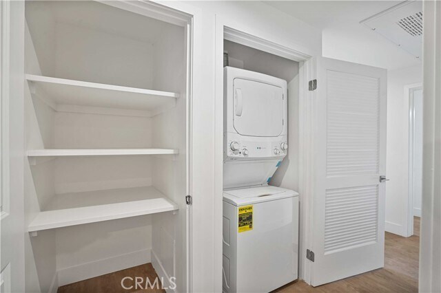 Building Photo - 8750 Sepulveda Blvd