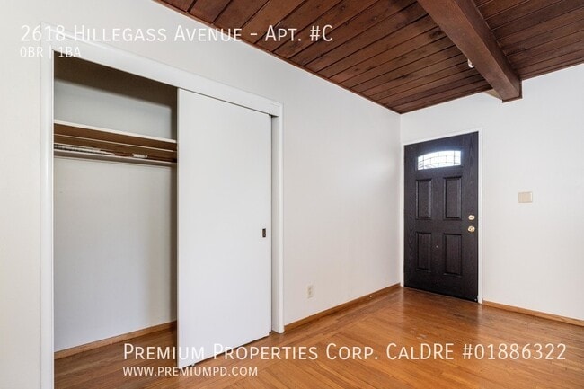 Building Photo - 2618 Hillegass Ave