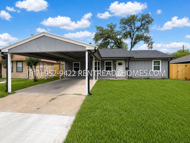 Building Photo - 6334 Feldspar St