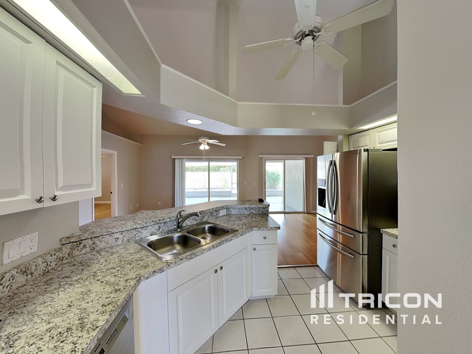 Building Photo - 1761 Banyan Dr