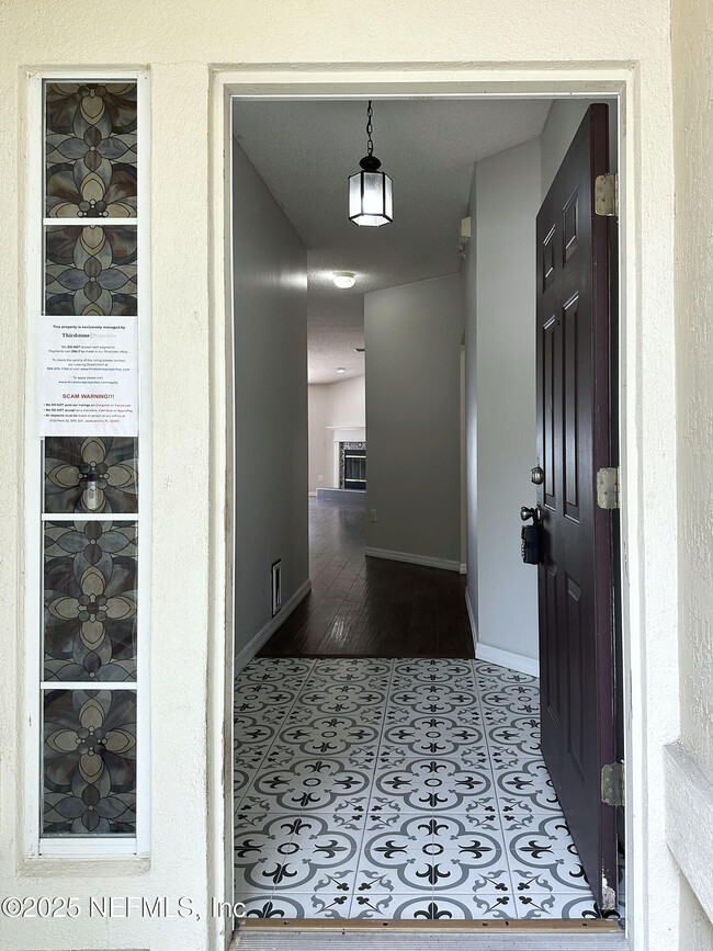Building Photo - 1051 Moosehead Dr