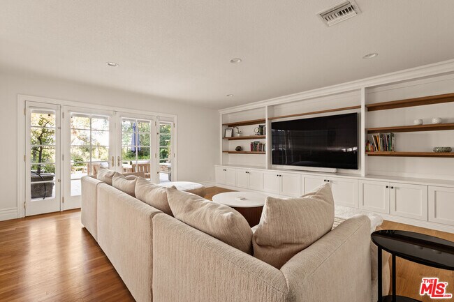 Building Photo - 10834 Portofino Pl