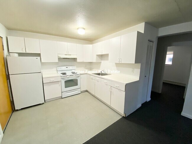 Building Photo - 226 Parker Hill Ave