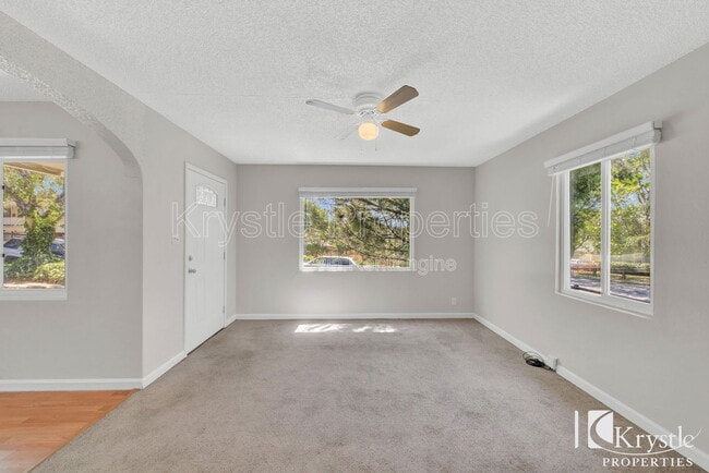 Building Photo - 505 Laurel St