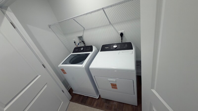 Building Photo - 624 Tracy Wy