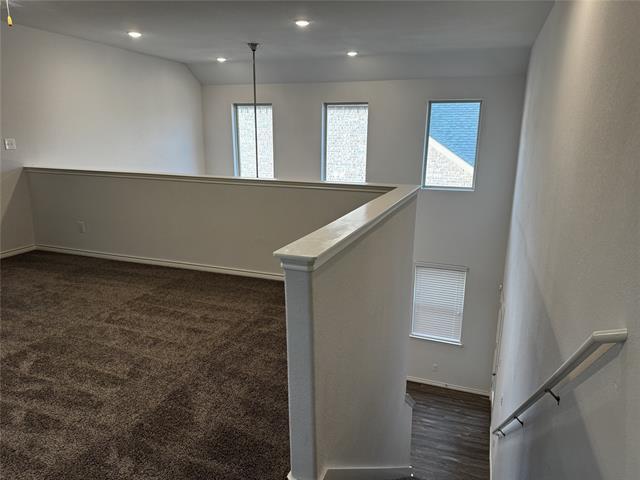 Building Photo - 2165 Barx Dr