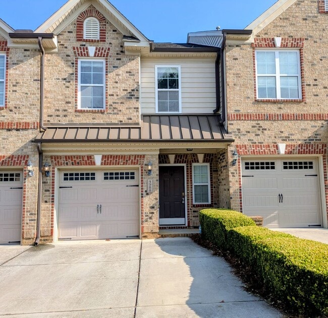 Building Photo - 4988 Wyngate Village Dr