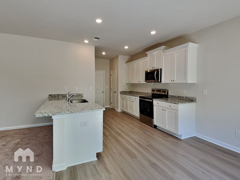 Building Photo - 184 Taverners Ln