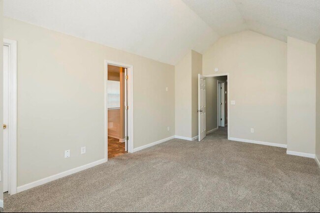 Building Photo - 2376 Mt Airy Rd