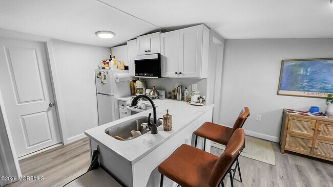 Building Photo - 4 Via Ripa Wy