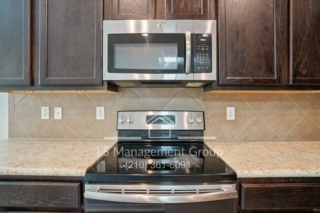 Building Photo - 6018 Upland View