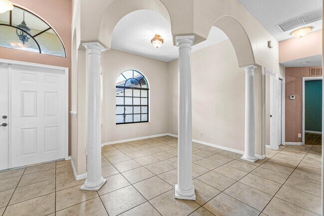 Building Photo - 11415 51st Ct N