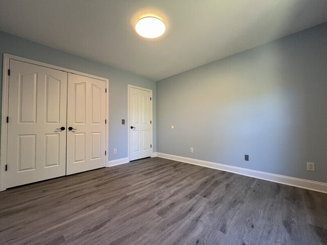 Building Photo - 10707 Pomerane Pl