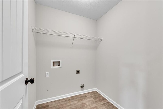 Building Photo - 2164 Savannah Dr