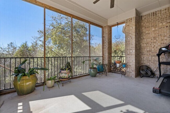 Building Photo - 172 Mirafield Ln