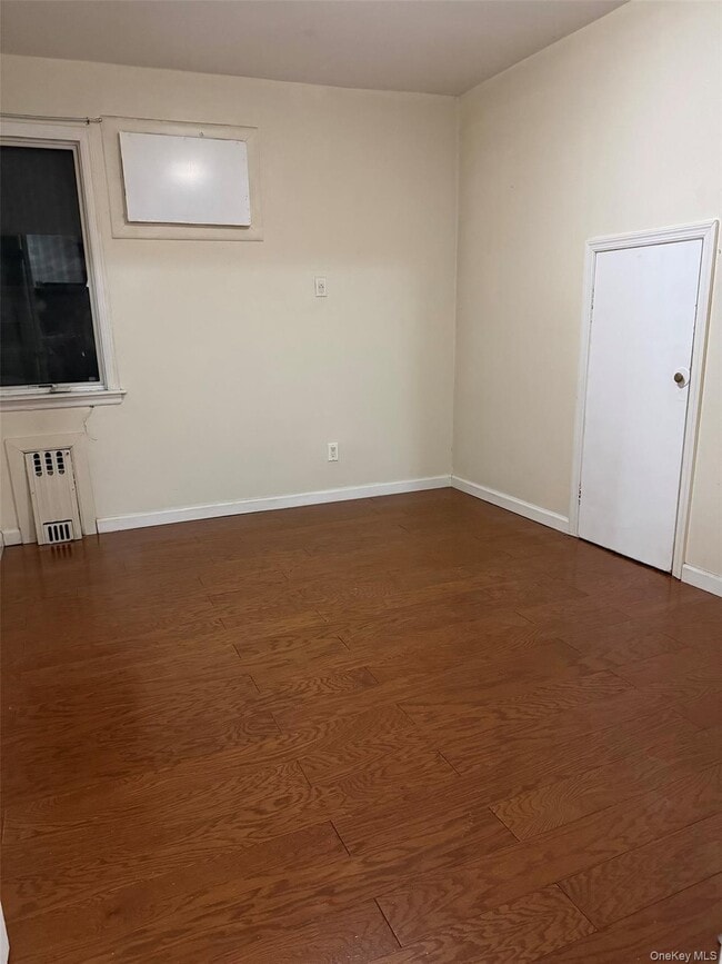 Building Photo - 70-19 164th St