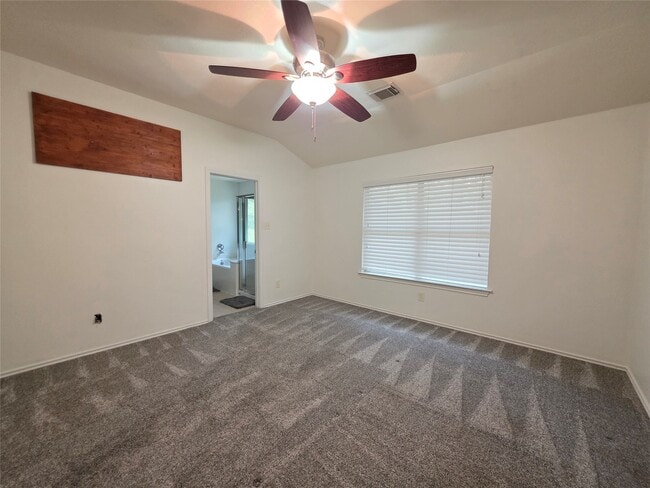 Building Photo - 114 E Stedhill Loop