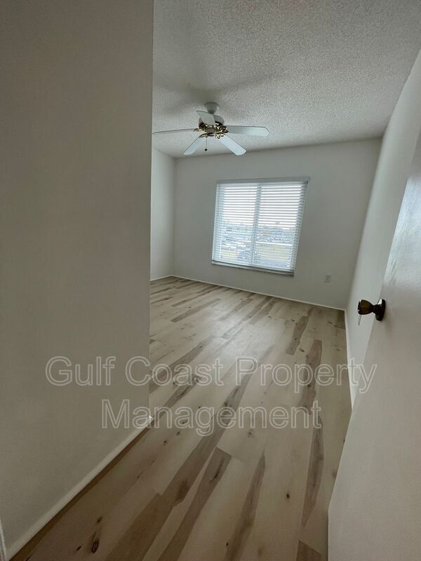 Building Photo - 21287 Gertrude Ave