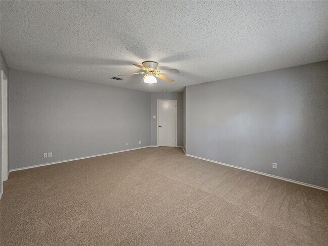 Building Photo - 1318 Chalk Ln