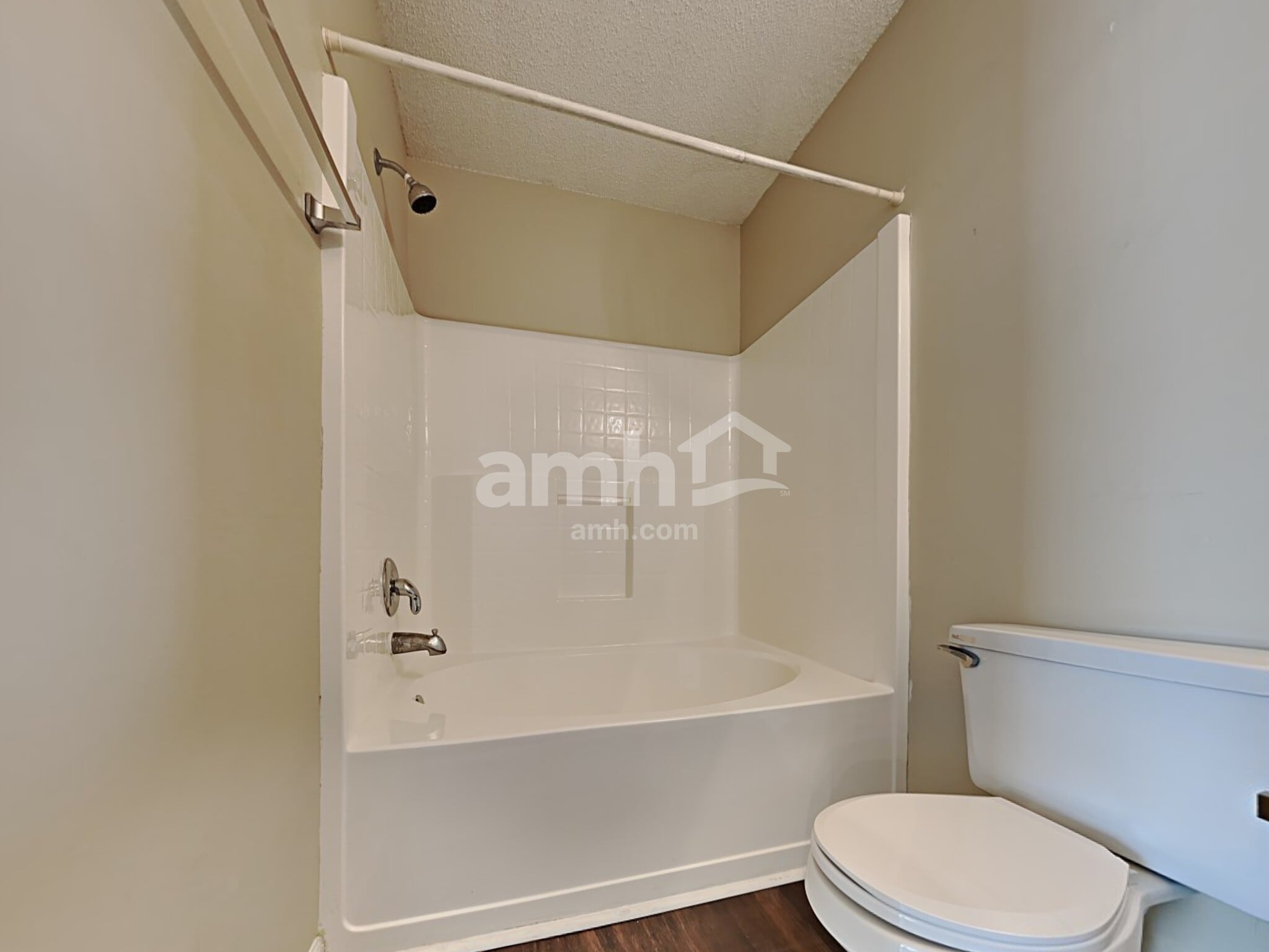 Building Photo - 537 Beverly Dr