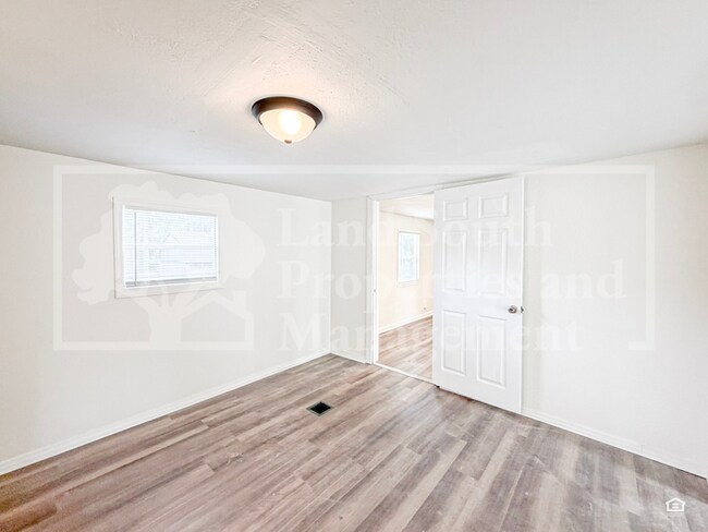 Building Photo - 3818 Ethel Ave